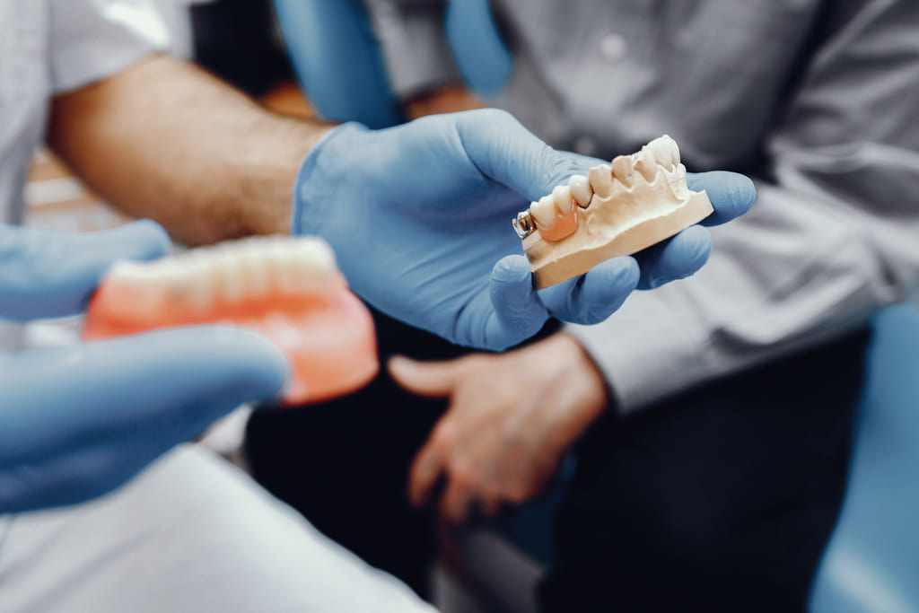 lo ultimo en prótesis dentales removibles